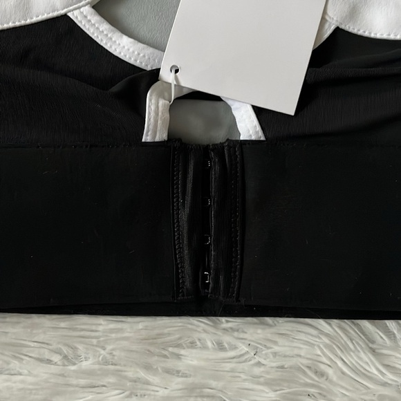 New FABLETICS Robyn High Support Sports Bra in gray/black size XS - Picture 9 of 11